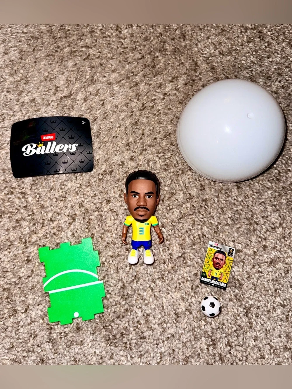 ZURU Ballers FIFA 26 Gabriel Magalhães Brazil #3 Mini Figure Complete